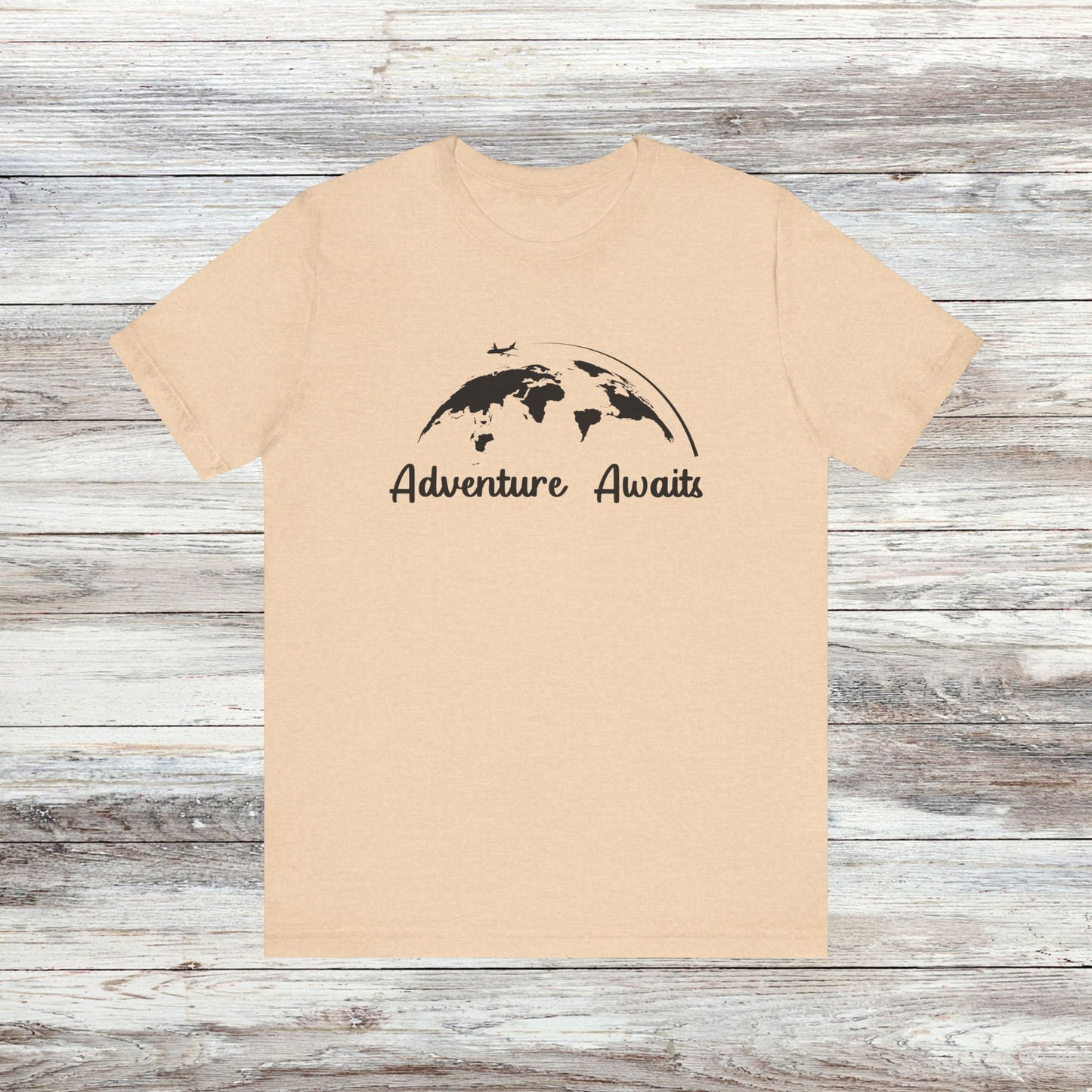 Globetrotter T-Shirt: Adventure Awaits