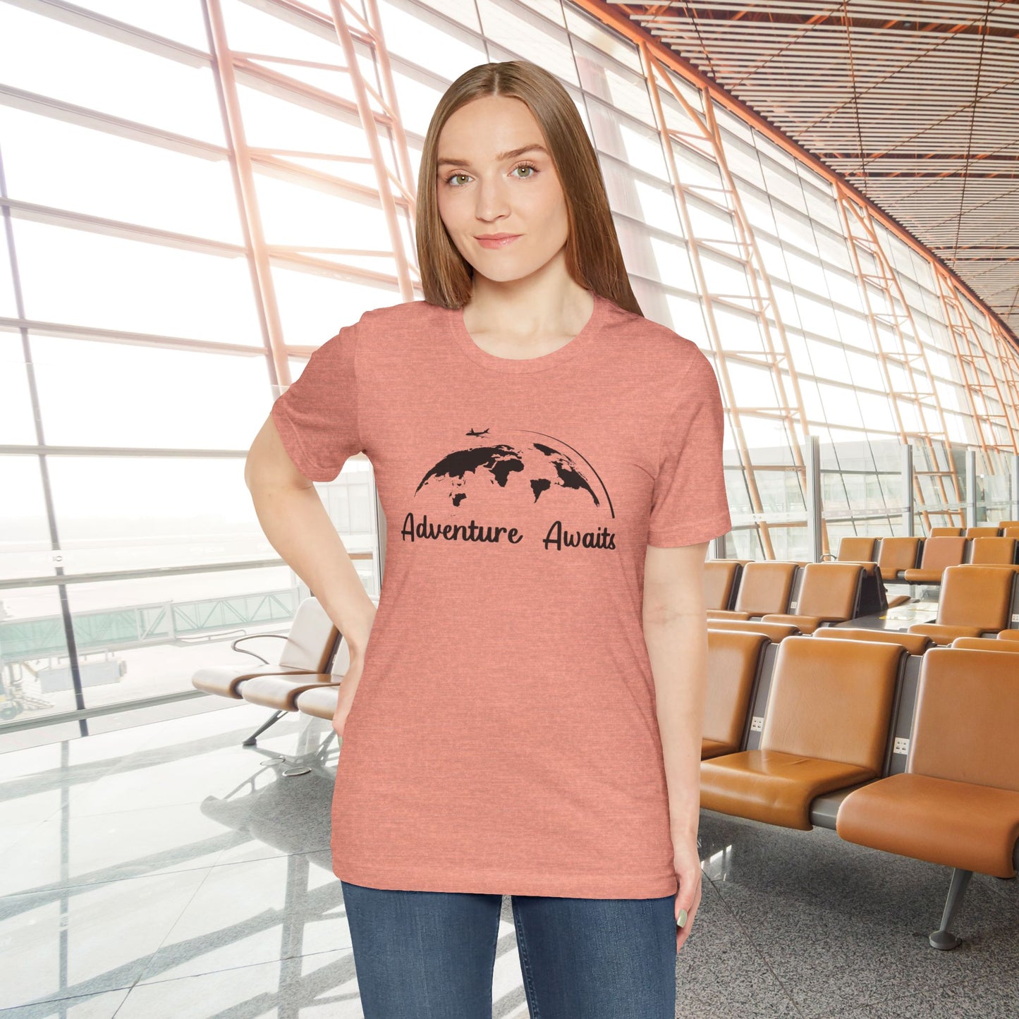 Globetrotter T-Shirt: Adventure Awaits